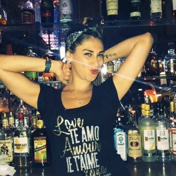 Meet your Posher, Jessica - Picture 1 of 1